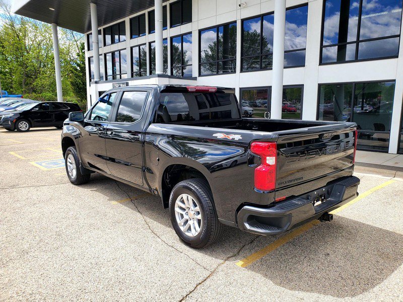 Used 2023 Chevrolet Silverado 1500 LT AWD/4WD image 7