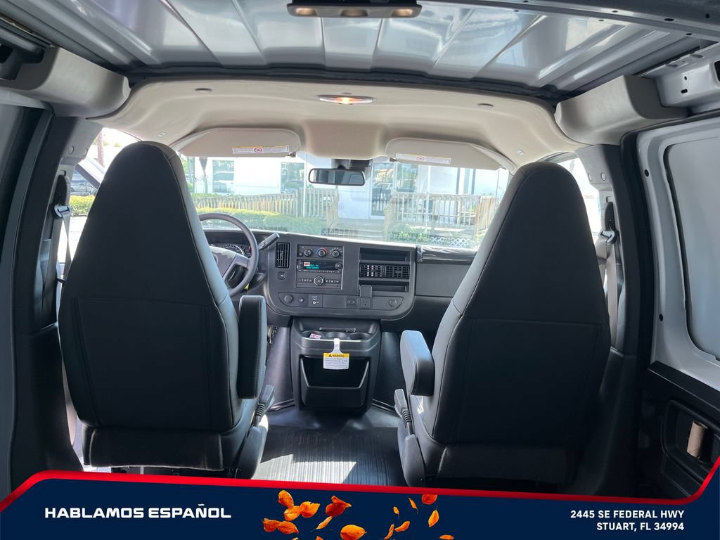 New 2026 GMC Savana 2500 w/ Driver Convenience Package RWD image 25
