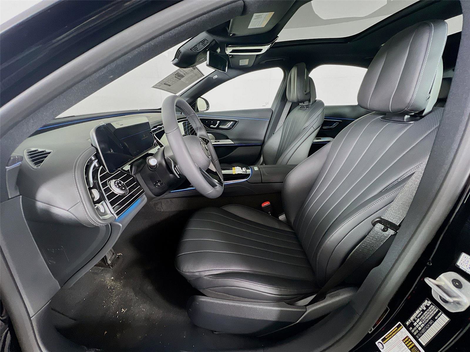New 2026 Mercedes-Benz E 450 4MATIC Sedan image 19