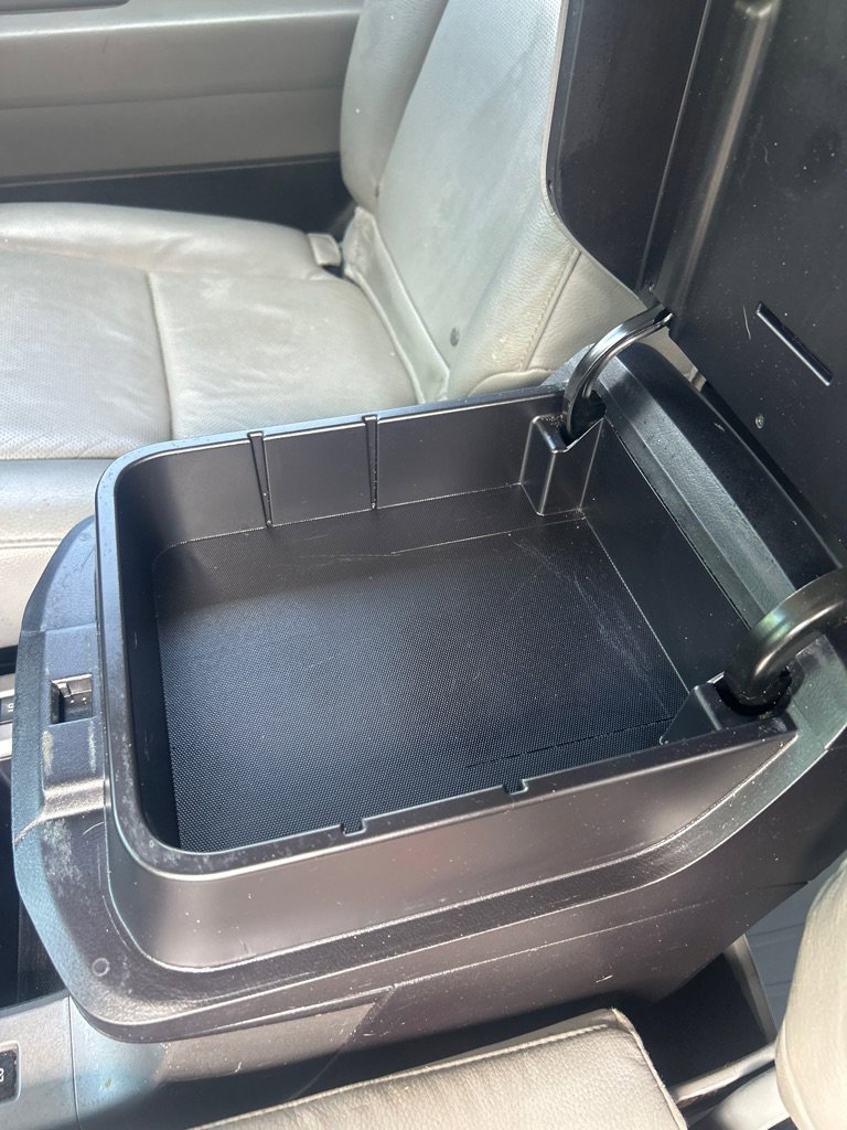 Used 2016 Toyota Sequoia Platinum AWD/4WD image 31