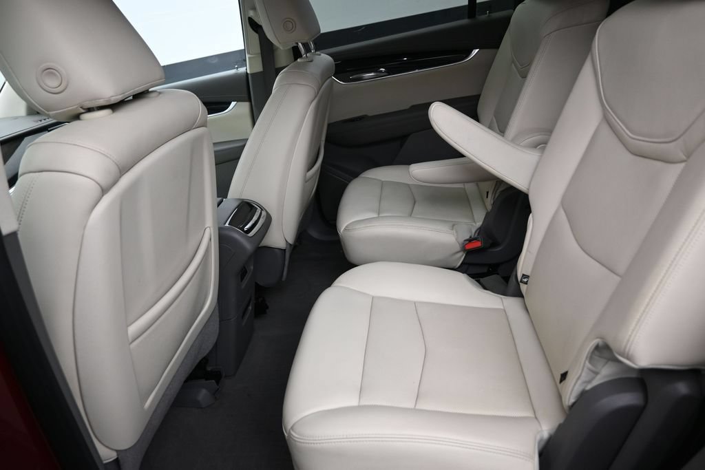 Used 2020 Cadillac XT6 Premium Luxury FWD image 15