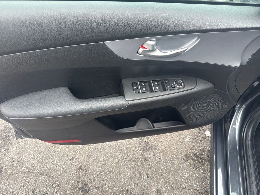 Certified 2023 Kia Forte LXS w/ LXS Technology Package image 13