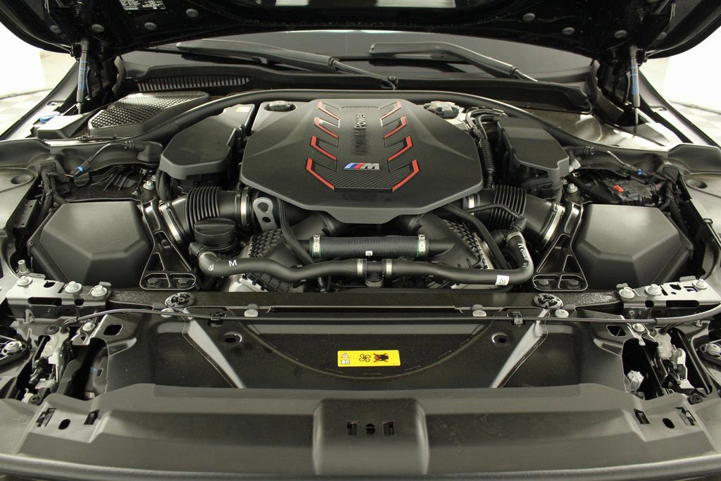 New 2025 BMW M5 w/ Executive Package image 11