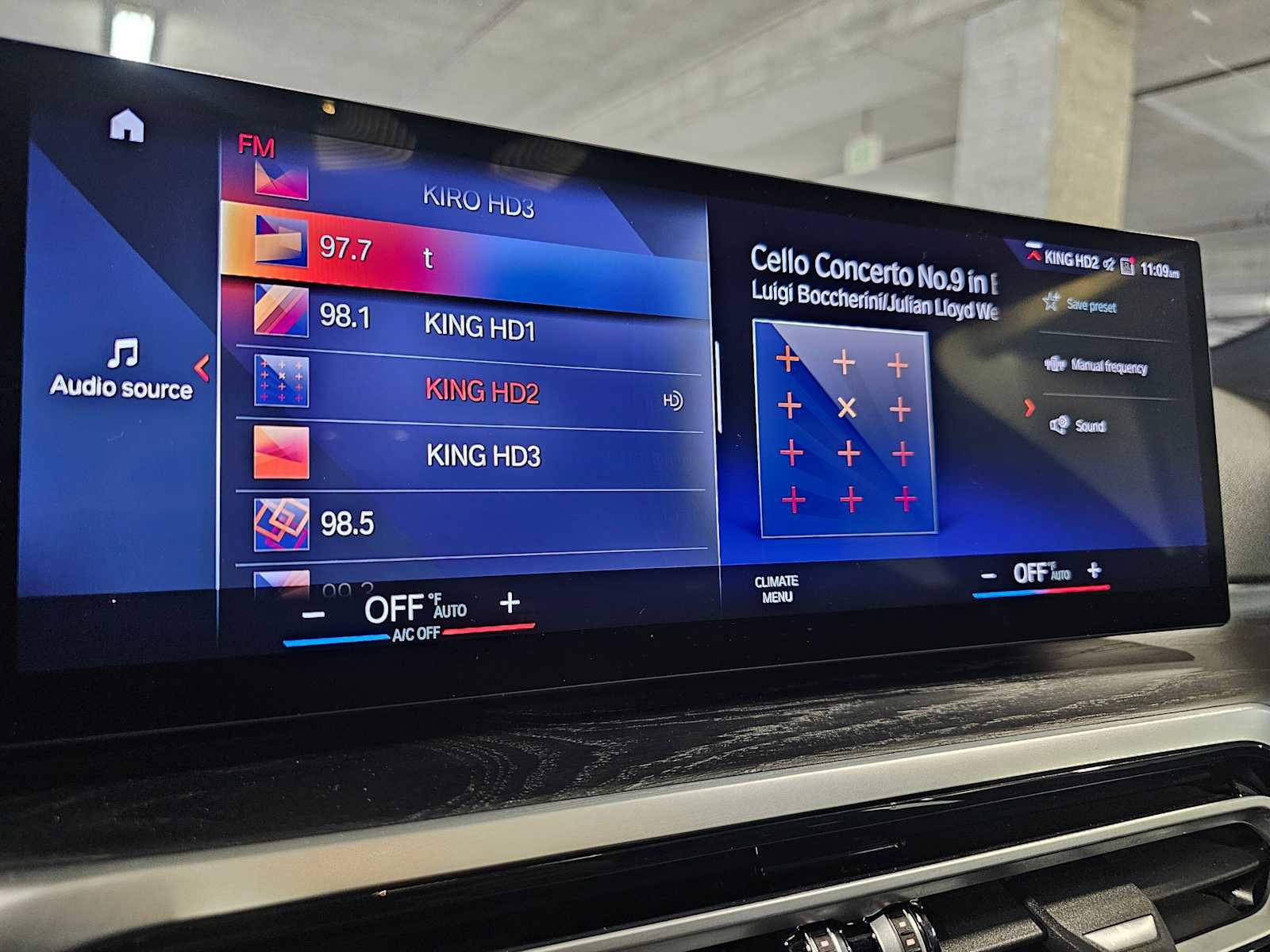 Used 2023 BMW i4 eDrive40 image 14