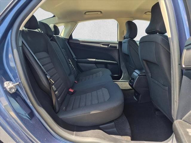 Used 2019 Ford Fusion SE FWD image 20