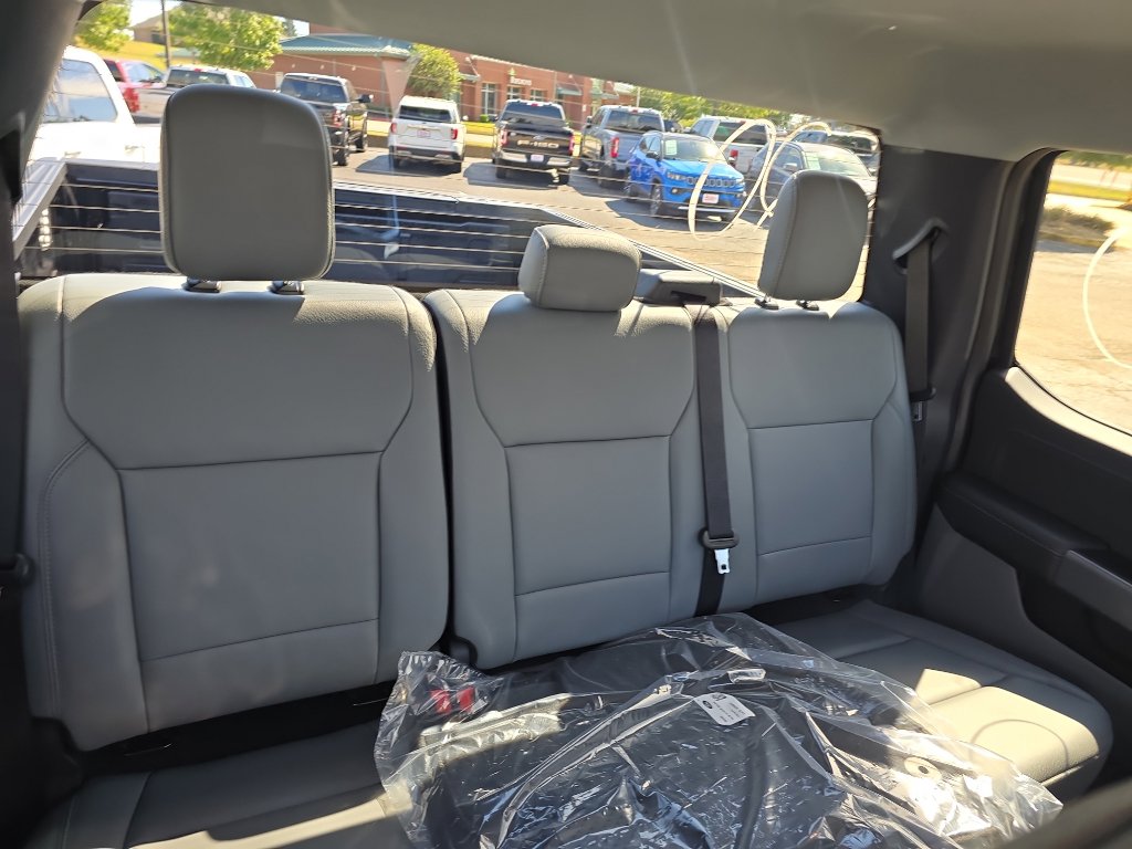 New 2025 Ford F150 Lightning Flash image 13