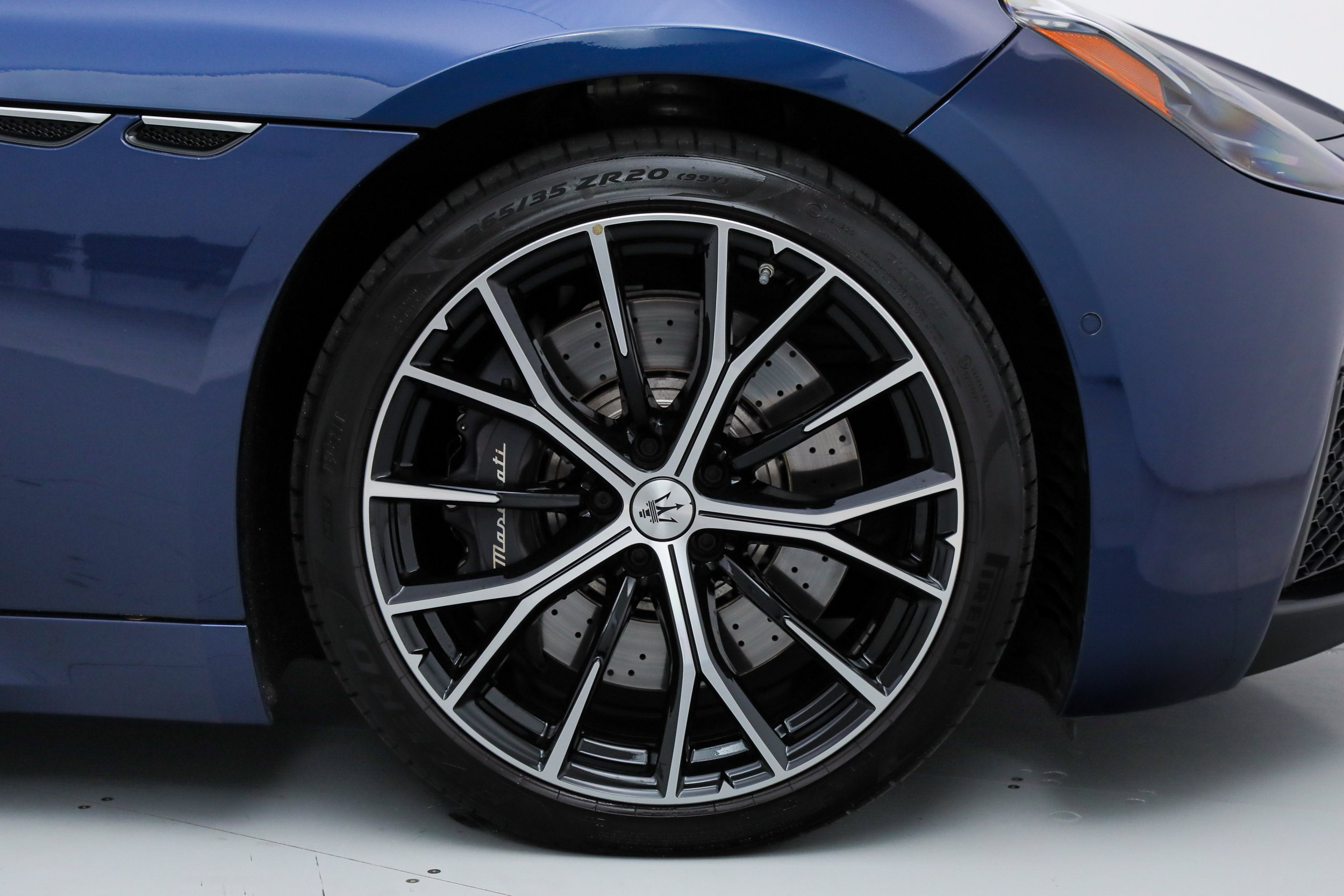 Certified 2026 Maserati GranCabrio Modena AWD/4WD image 28