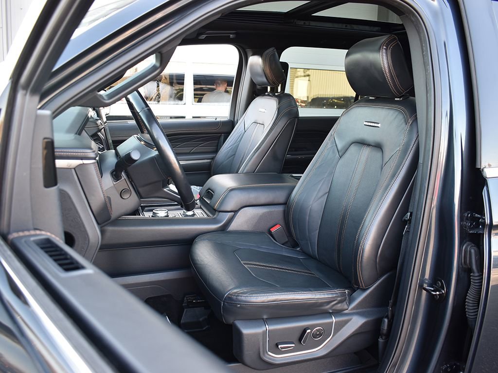 Used 2022 Ford Expedition Max Platinum AWD/4WD image 5
