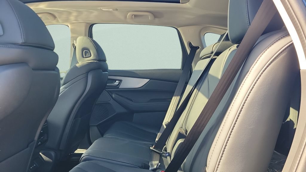 New 2026 Acura MDX SH-AWD image 9