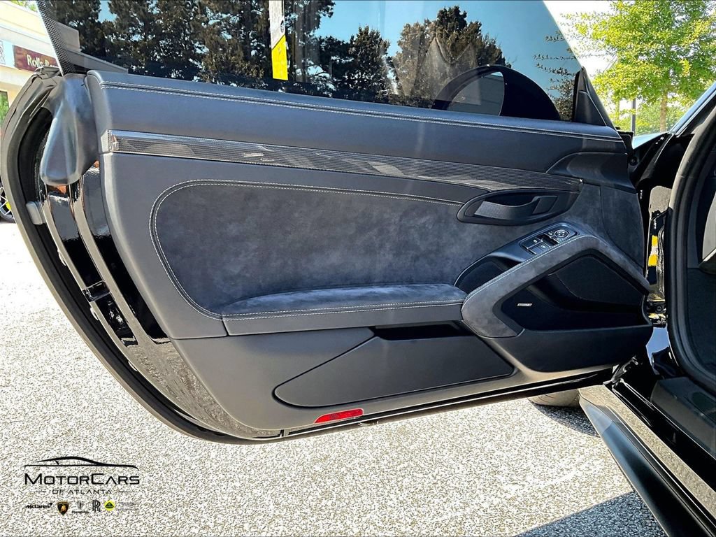 Used 2019 Porsche 911 GT2 RS RWD image 19