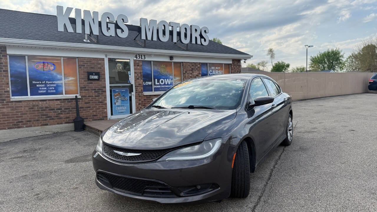 Used 2015 Chrysler 200 S w/ Navigation & Sound Group I