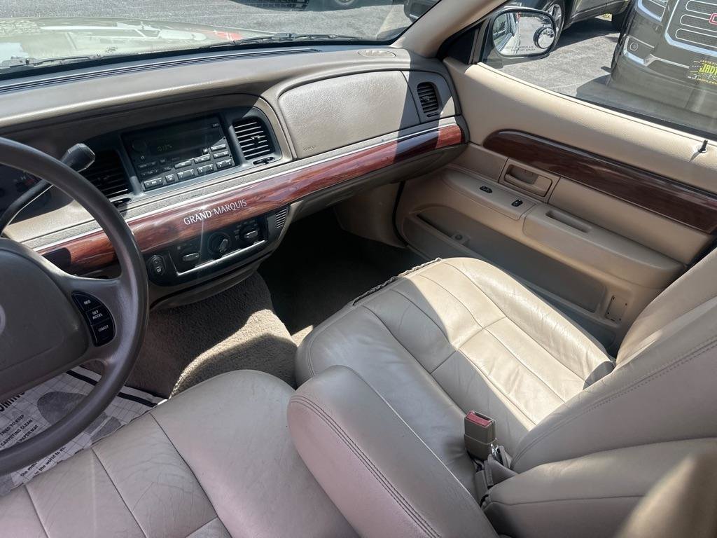 Used 2004 Mercury Grand Marquis GS RWD image 31