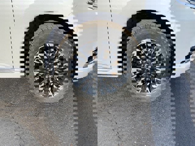 Used 2018 Mitsubishi Outlander GT image 14