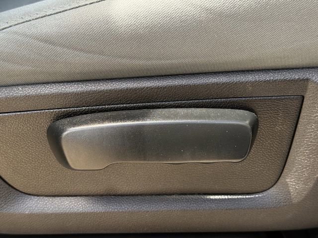 Used 2019 RAM 1500 Classic SLT image 28