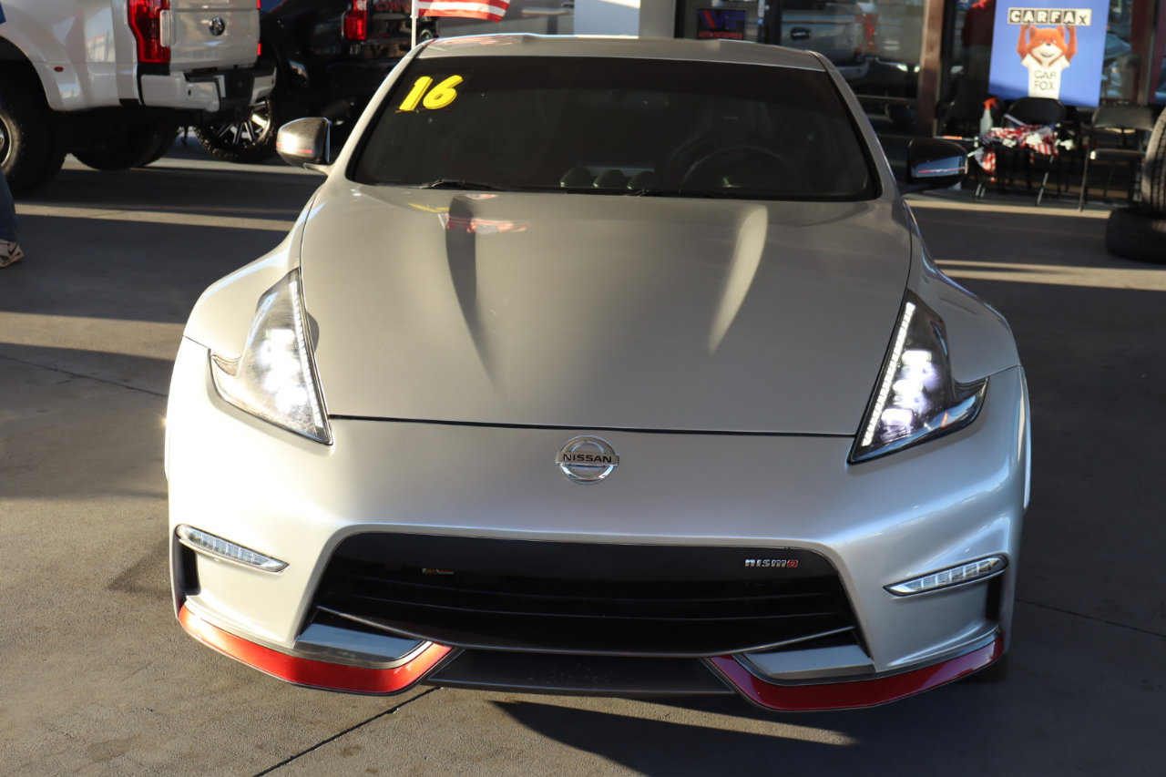 Used 2016 Nissan 370Z NISMO image 10