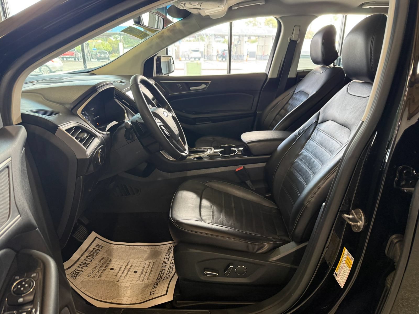 Used 2017 Ford Edge SEL w/ Equipment Group 201A FWD image 9