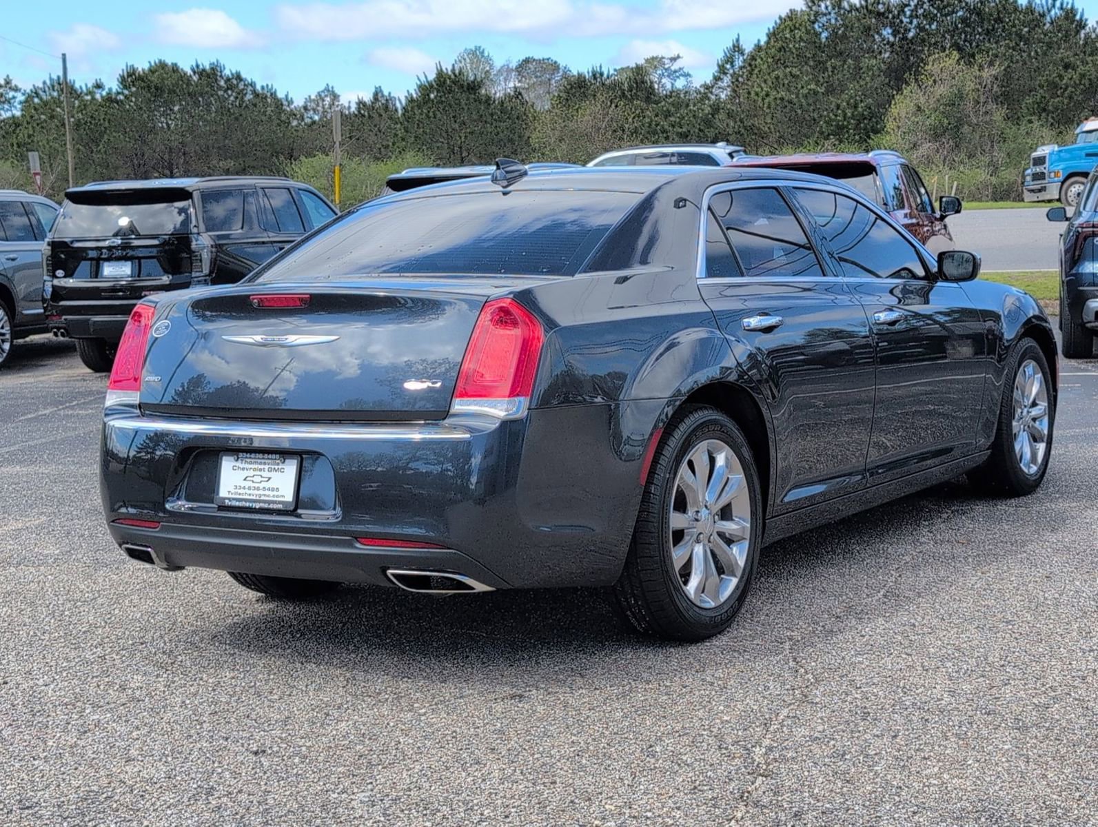 Used 2019 Chrysler 300 Limited image 6