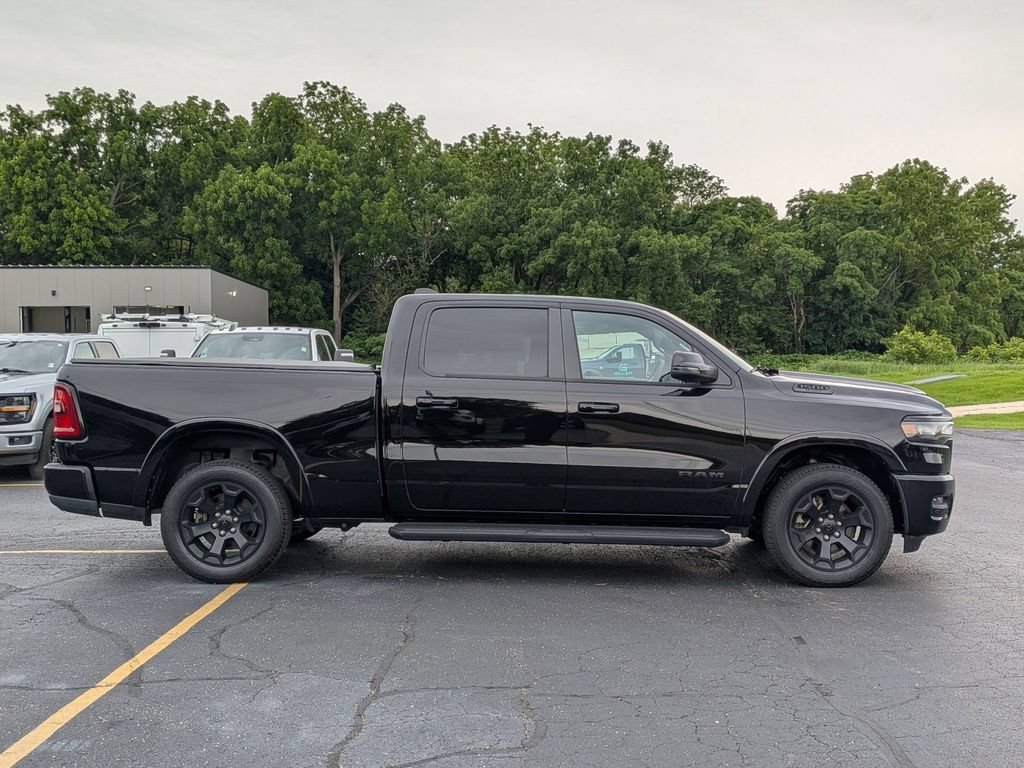 Used 2025 RAM 1500 Big Horn AWD/4WD image 8