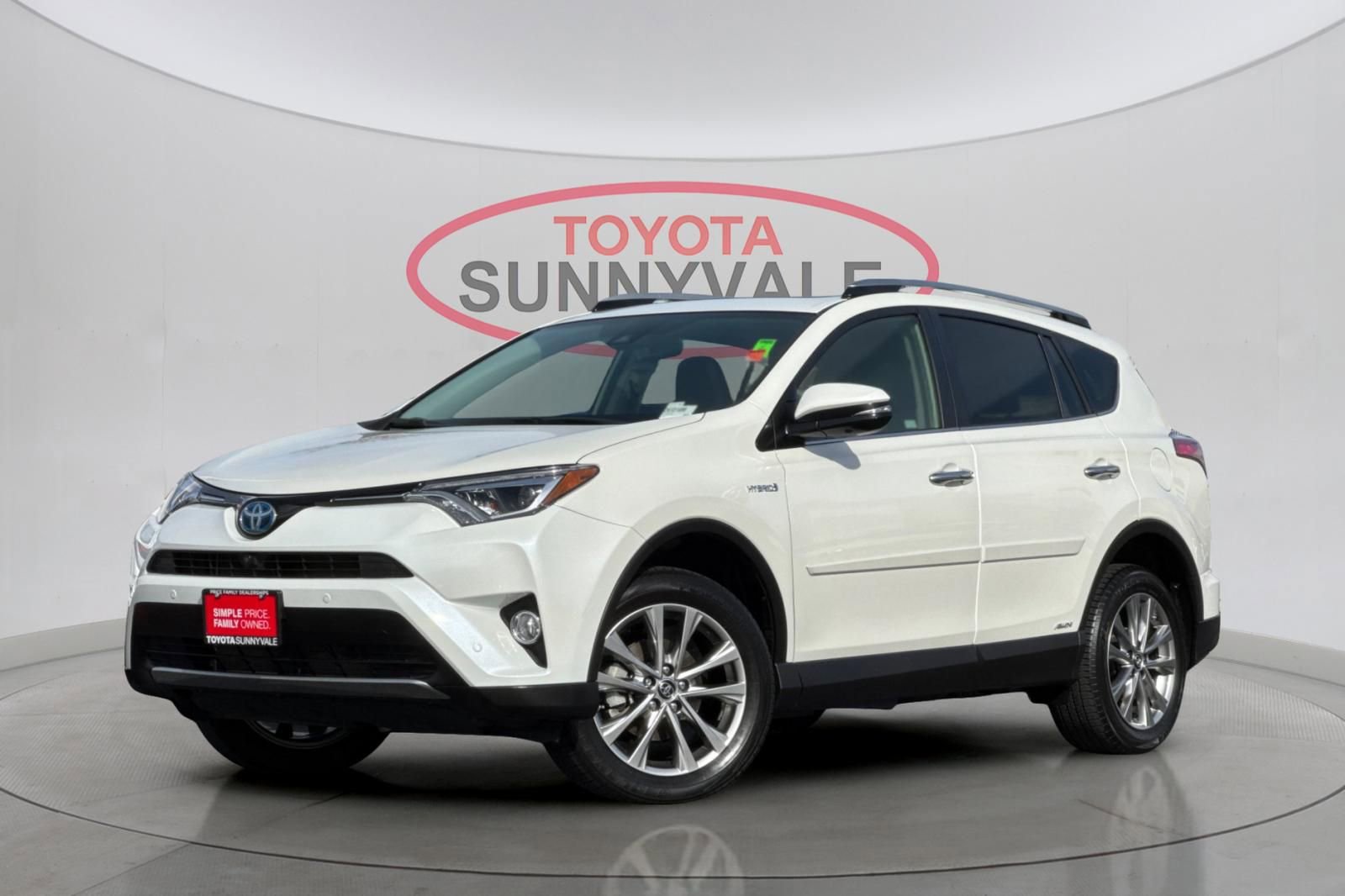 Certified 2018 Toyota RAV4 Limited w/ Advanced Technology Package image 2