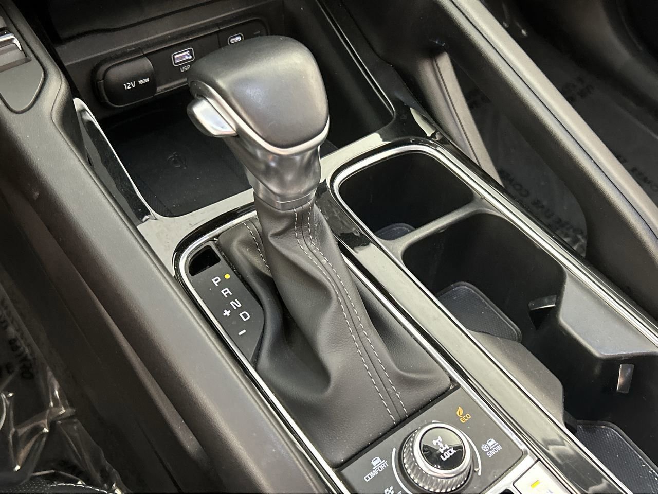 Used 2025 Kia Telluride S AWD/4WD image 17