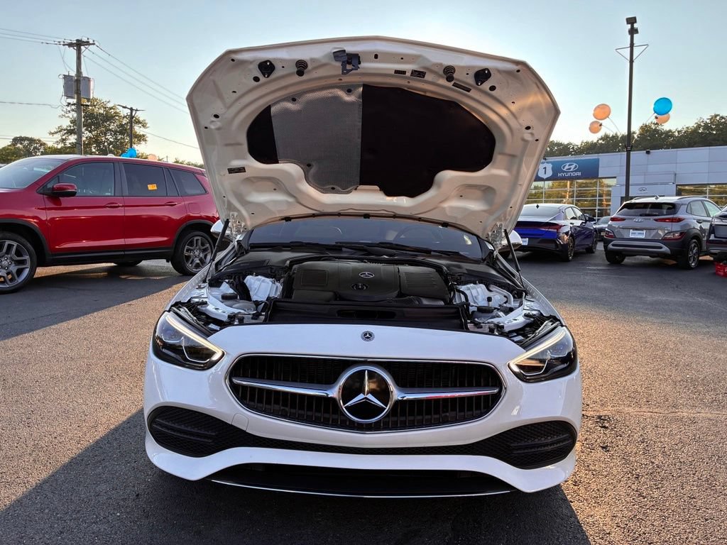 Used 2023 Mercedes-Benz C 300 4MATIC Sedan image 10