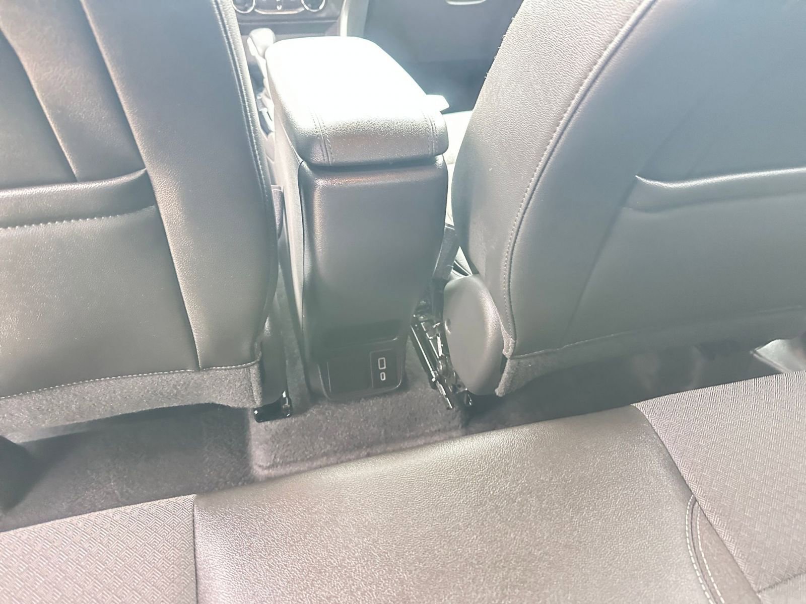 Used 2025 Buick Encore GX Preferred image 24