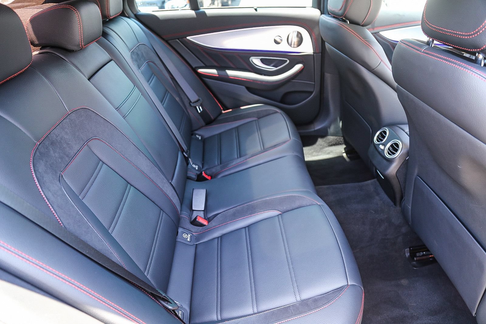 Used 2023 Mercedes-Benz E 53 AMG 4MATIC Sedan image 16