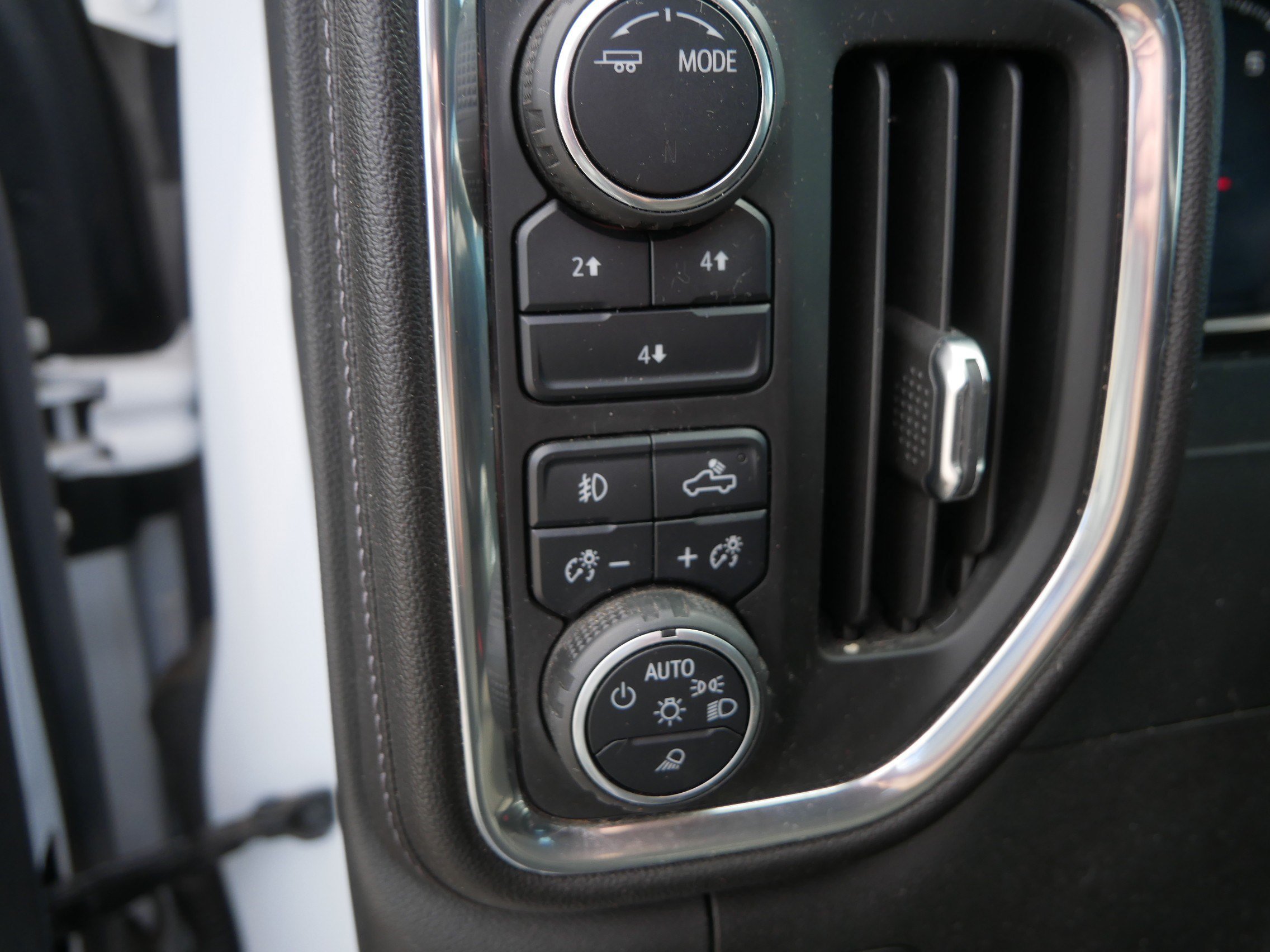 Used 2020 Chevrolet Silverado 3500 LT w/ All Star Edition AWD/4WD image 24
