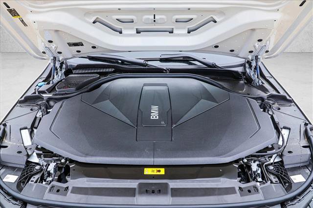 New 2026 BMW i5 eDrive40 AWD/4WD image 25