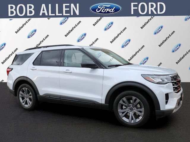 New 2026 Ford Explorer Active w/ Active Comfort Package AWD/4WD image 2