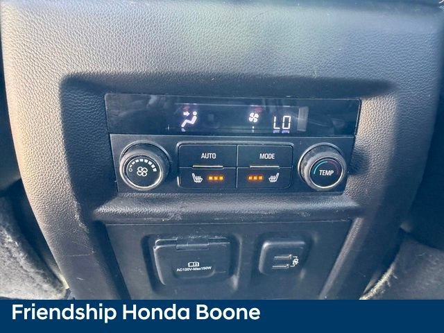 Used 2018 Chevrolet Traverse Premier w/ Driver Confidence II Package FWD image 36