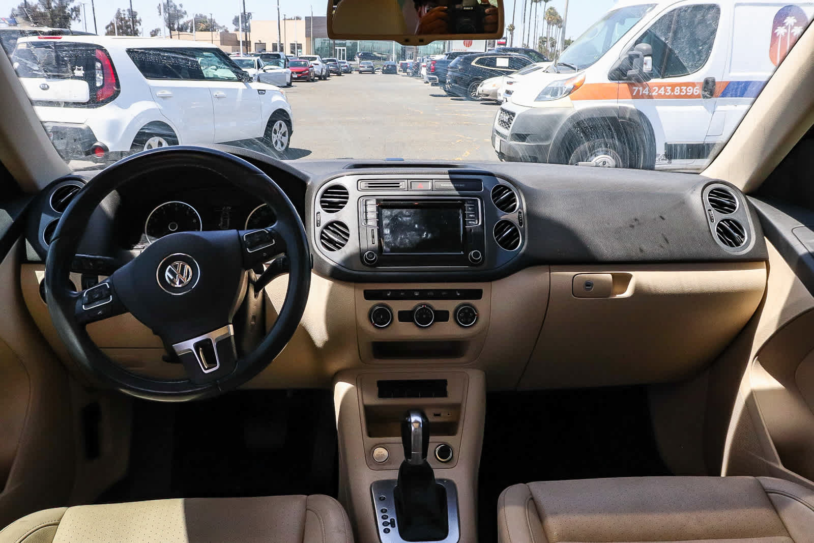 Used 2016 Volkswagen Tiguan SE FWD image 16