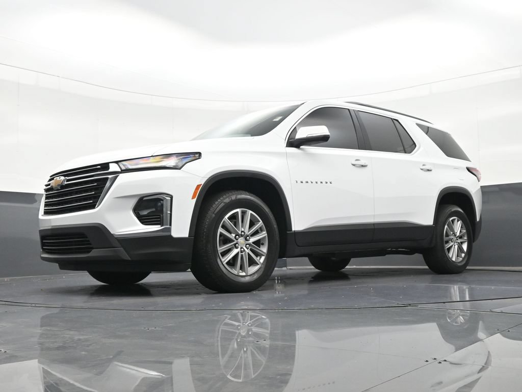 Used 2023 Chevrolet Traverse LT FWD image 18