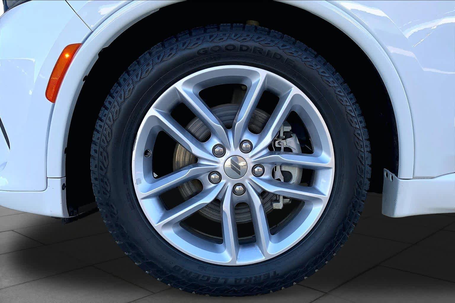 Used 2023 Dodge Durango GT RWD image 11