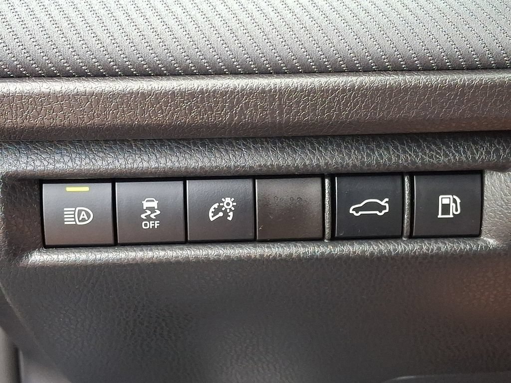 Used 2026 Toyota Camry SE FWD image 26