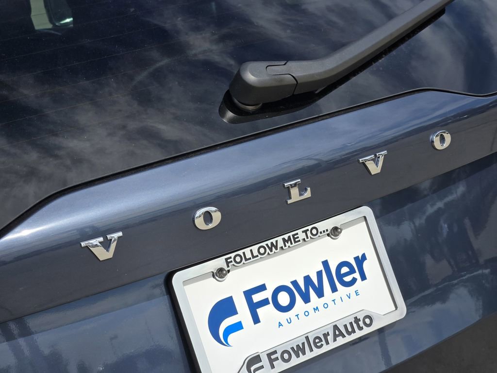 Used 2022 Volvo XC90 T6 Momentum w/ Advanced Package image 11