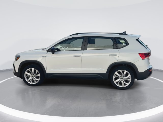 Used 2023 Volkswagen Taos S w/ Driver Assistance Package AWD/4WD image 10