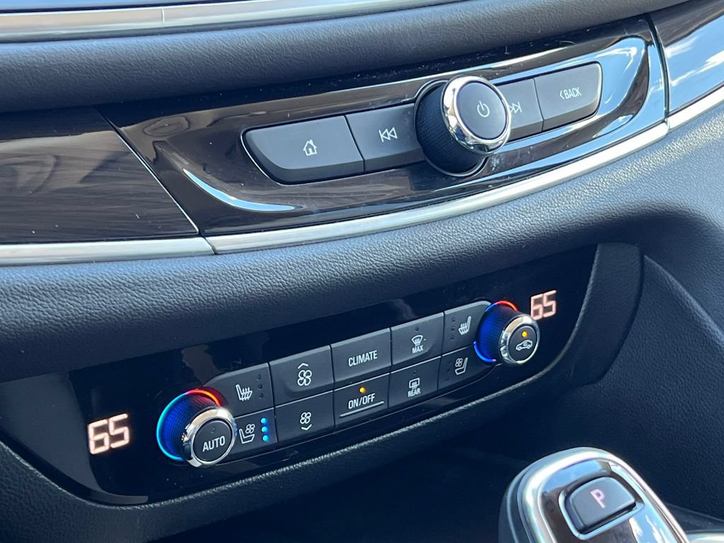 Used 2019 Buick Enclave Premium w/ Trailering Package, 5000 lbs. AWD/4WD image 28