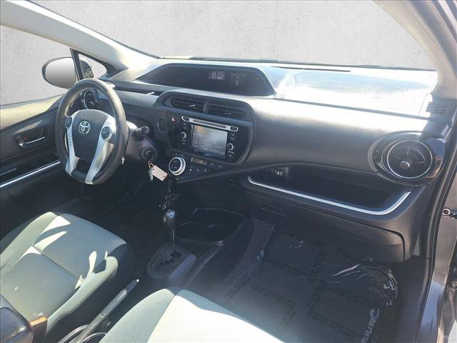 Used 2015 Toyota Prius C Two w/ Preferred Accessory Package FWD image 18