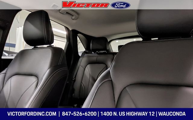 Used 2025 Ford Escape Platinum w/ Premium Technology Package image 10