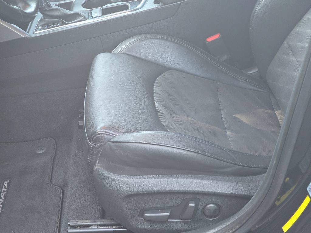 Used 2015 Hyundai Sonata Sport w/ Option Group 03 FWD image 27