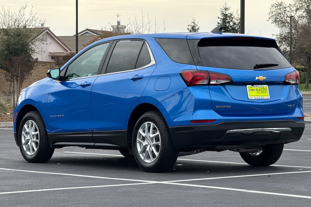 Used 2024 Chevrolet Equinox LT AWD/4WD image 3