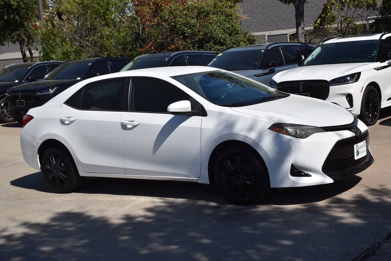 Used 2018 Toyota Corolla L FWD image 5