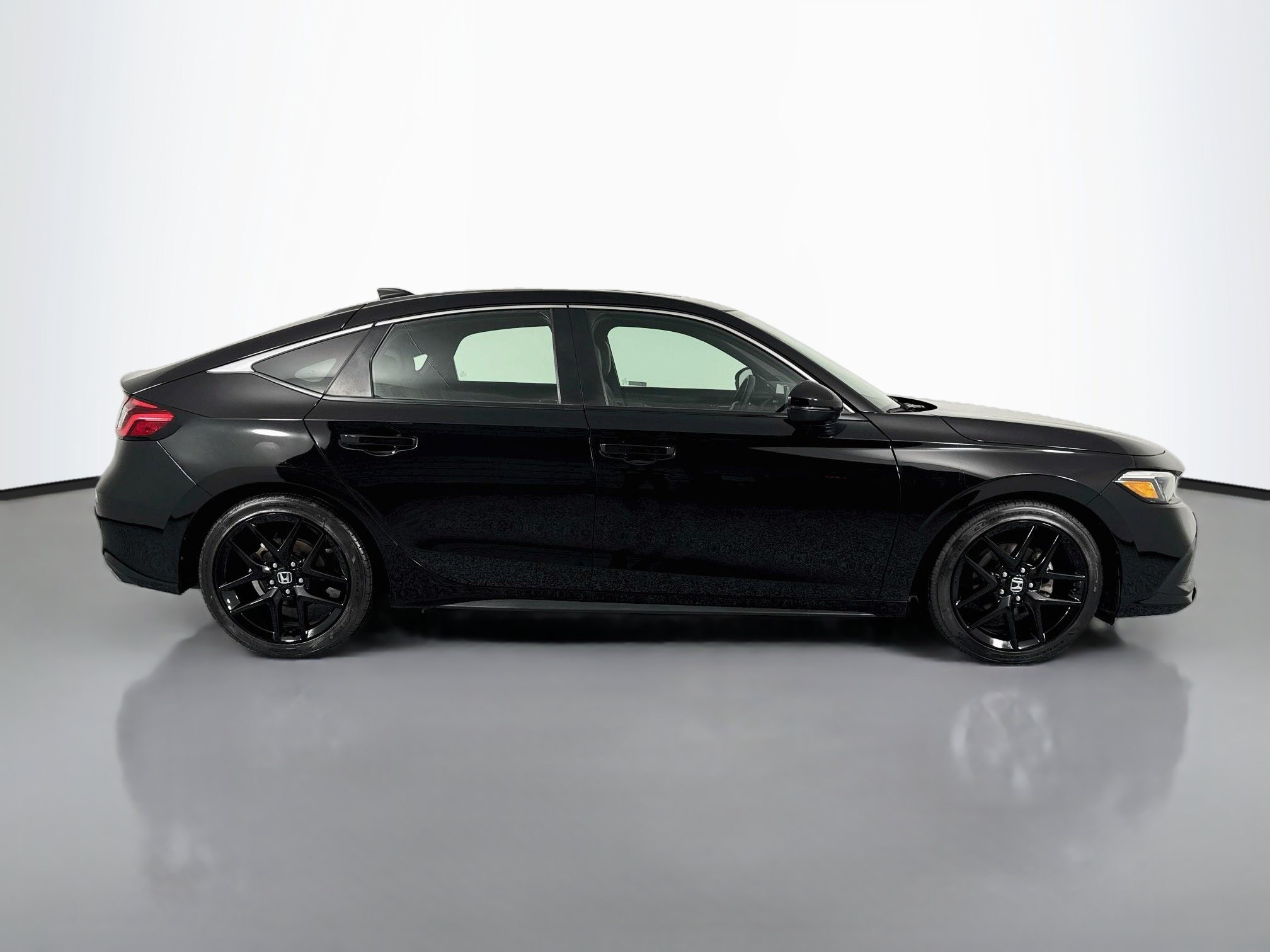 Certified 2023 Honda Civic Sport Touring image 4