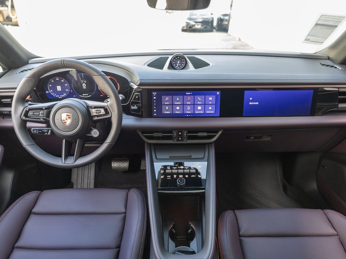 New 2025 Porsche Macan 4 Electric image 21