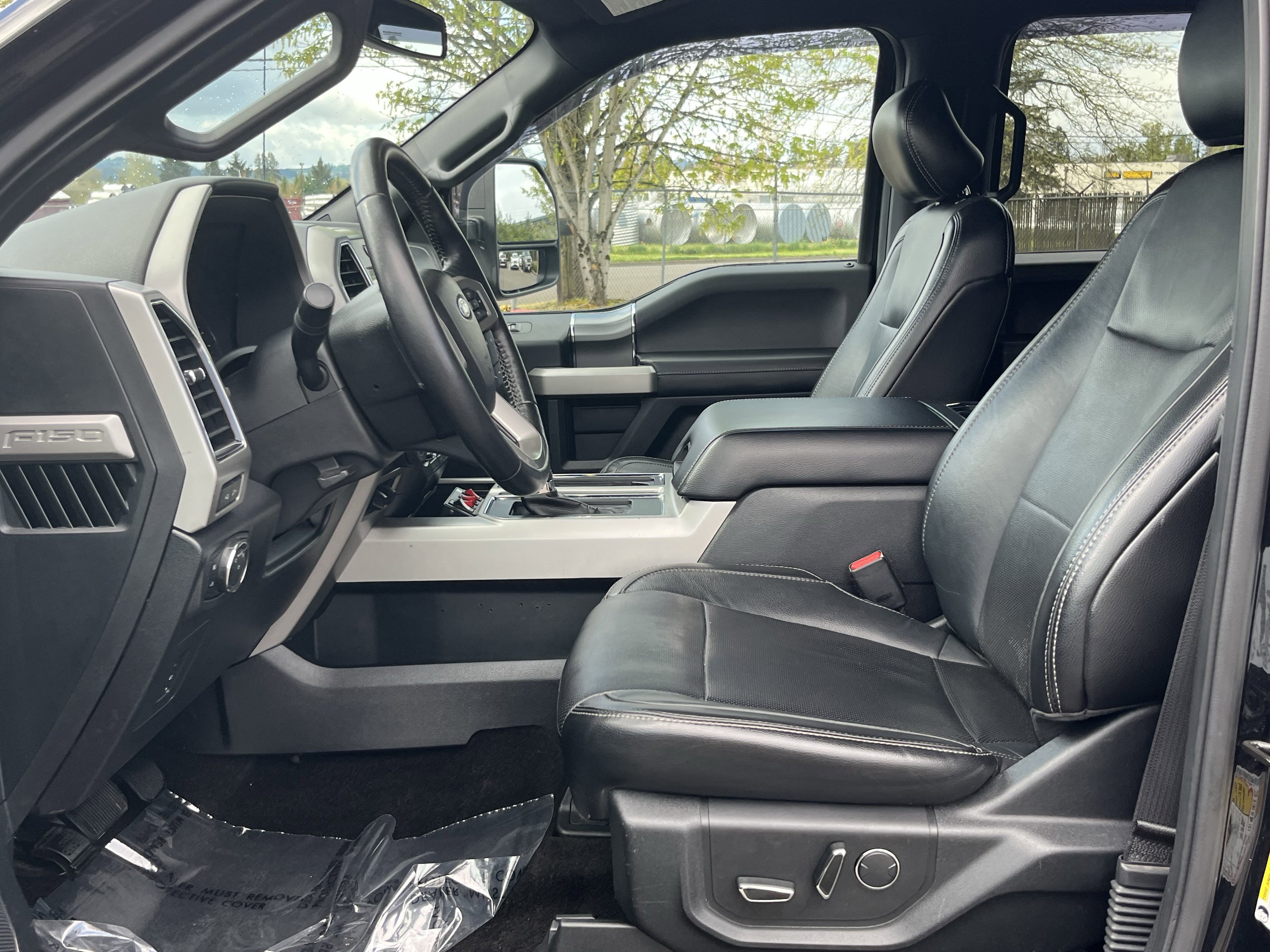 Used 2017 Ford F150 Lariat AWD/4WD image 10