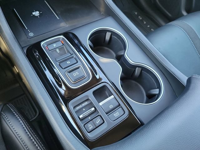 Certified 2025 Honda Pilot Touring image 26