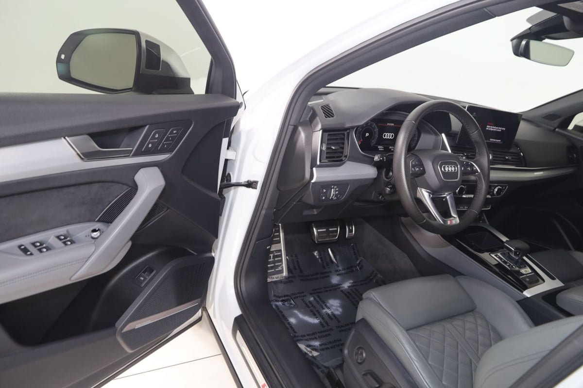 Used 2021 Audi SQ5 Premium Plus w/ Premium Plus Package AWD/4WD image 47