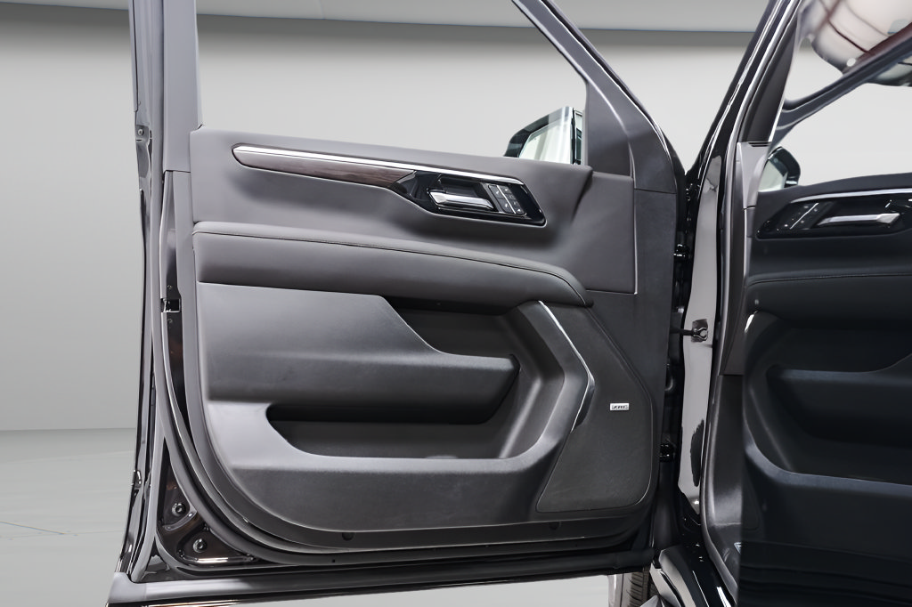 New 2026 Chevrolet Tahoe Premier w/ Sun And Tow Package AWD/4WD image 21