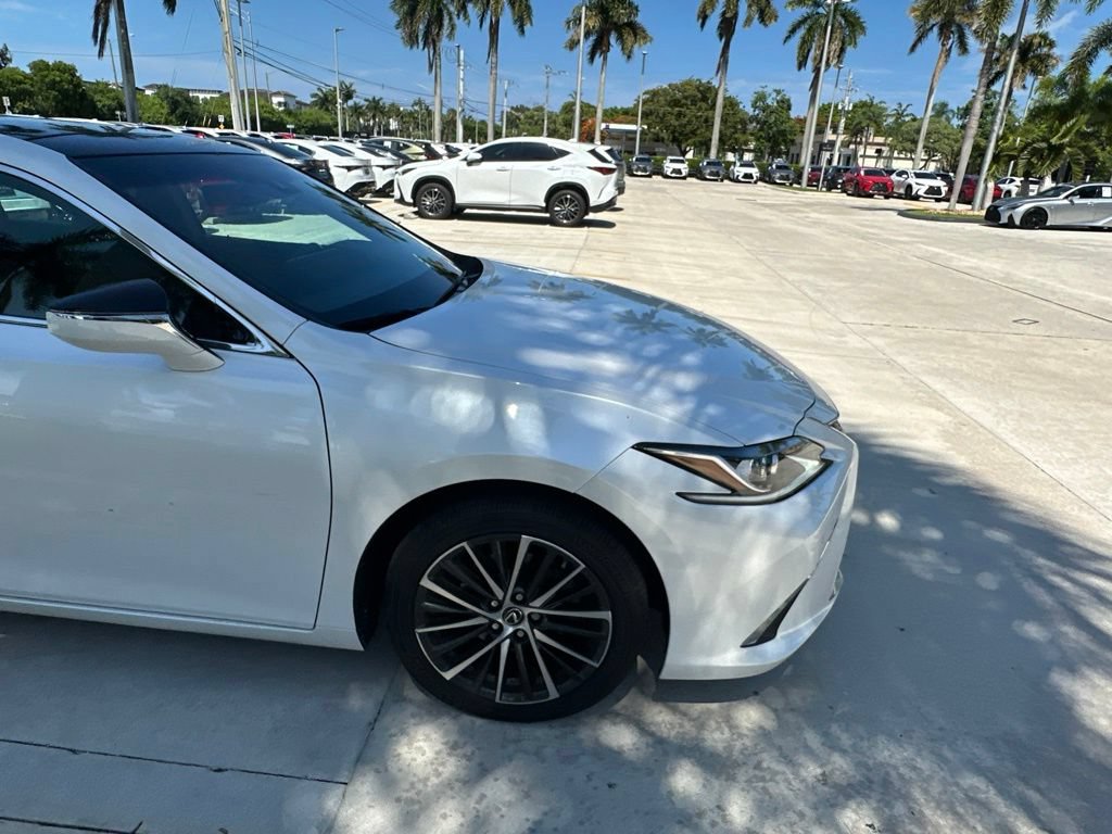 Used 2023 Lexus ES 350 w/ Premium Package FWD image 15